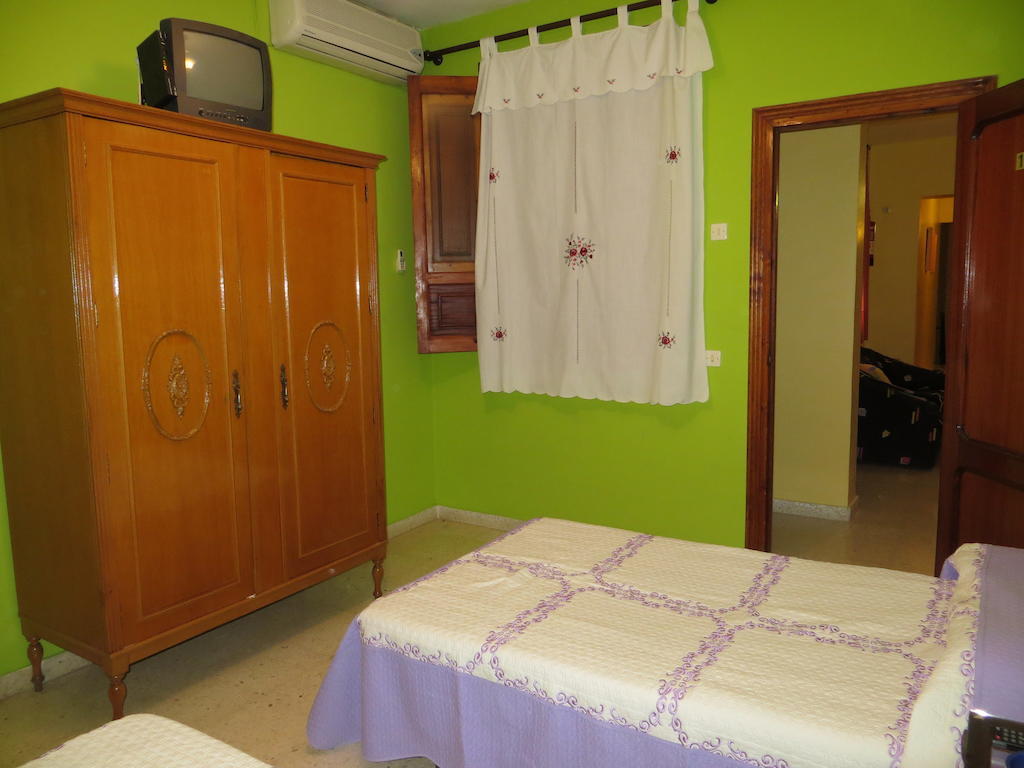Hostal Restaurante Reina El Tejar Cameră foto